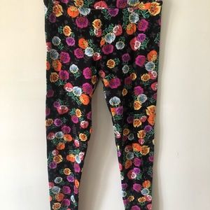 OS LulaRoe Leggings Disney Edition
